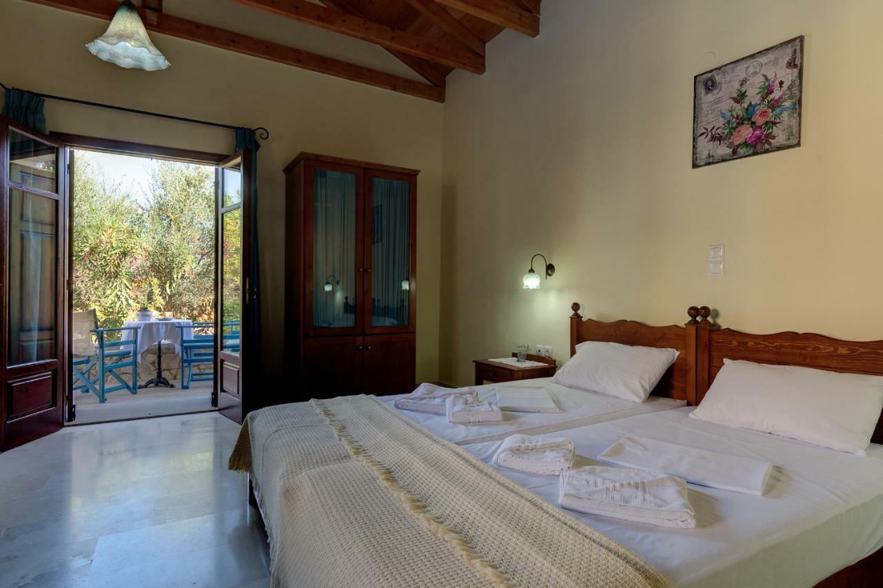 Aparthotel Iliopetra Douliana Exterior foto