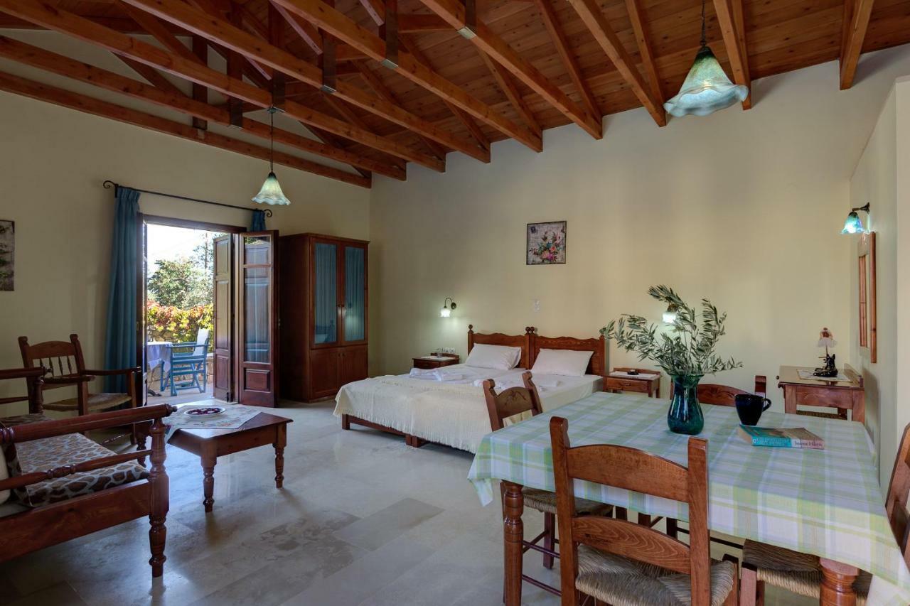 Aparthotel Iliopetra Douliana Exterior foto