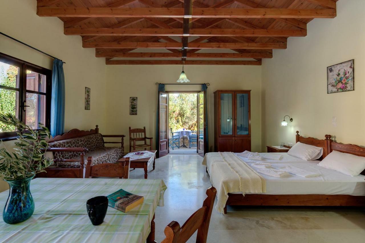 Aparthotel Iliopetra Douliana Exterior foto
